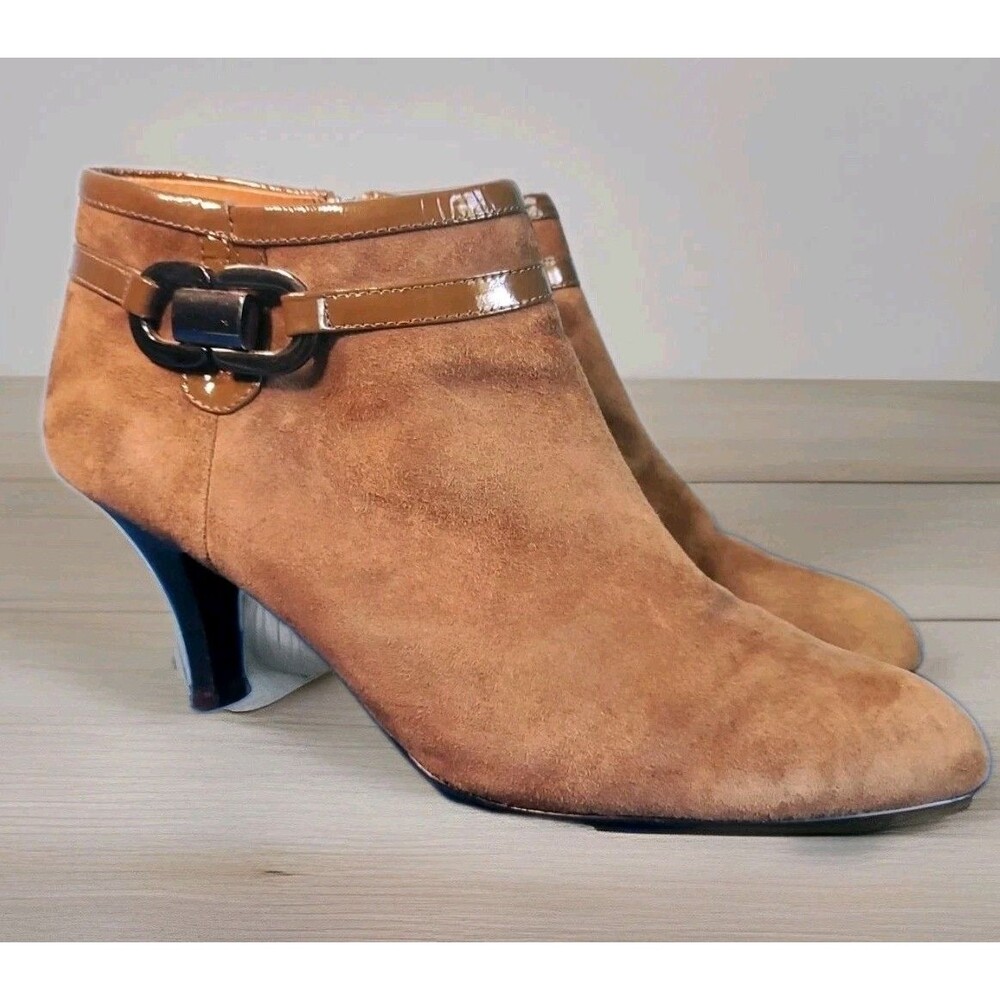 Womens Heeled Ankle Booties Sz 12 Leather Brown Sofft Belvedere Zipped Chic